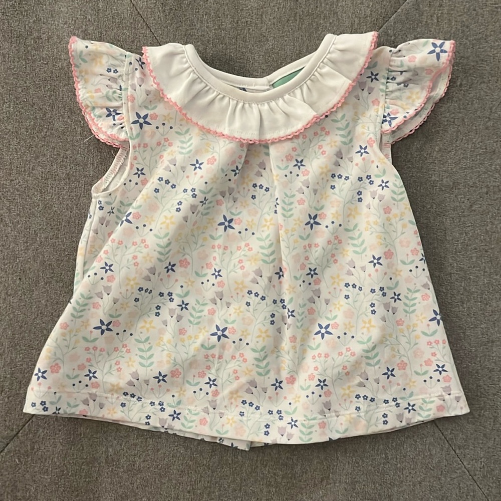 Sage and Lily flutter sleeve top